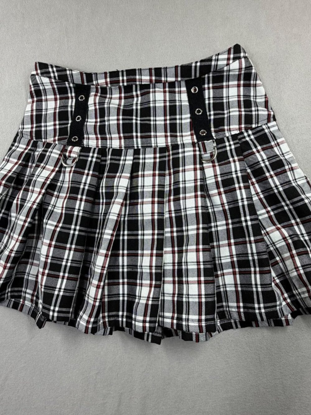 Plaid Pleated Mini Skirt Hot Topic Black Punk Y2K Schoolgirl‎ Punk Grunge Y2K - Picture 10 of 10